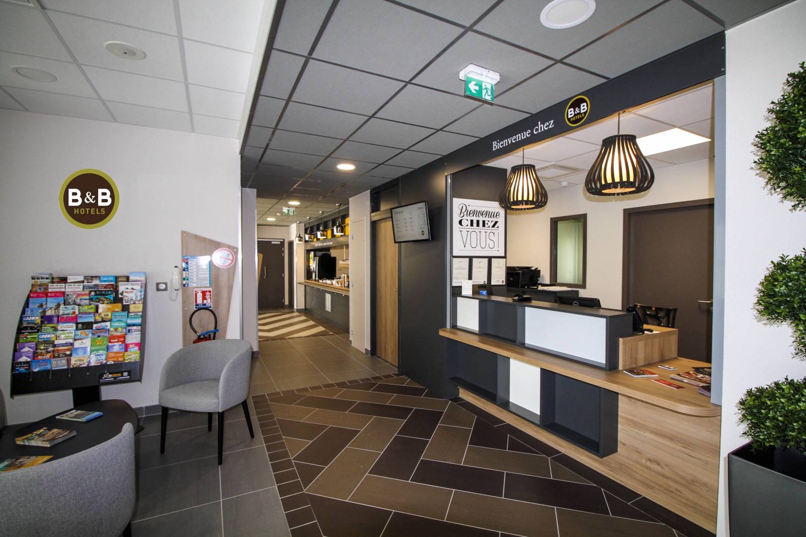 La réception de l'hôtel B&B Montélimar Sud à Montélimar