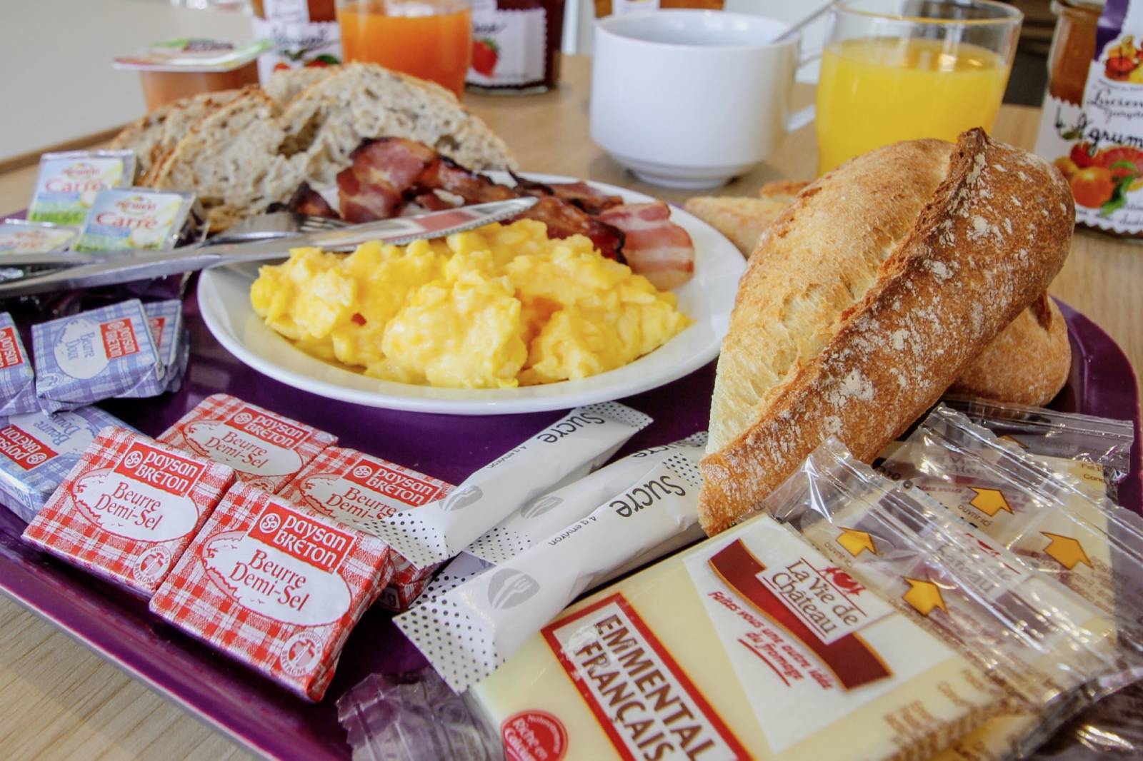 Le petit déjeuner de l'hôtel B&B Montélimar Sud à Montélimar