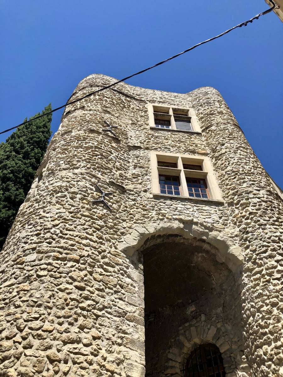 Le Château Vieux à Nyons