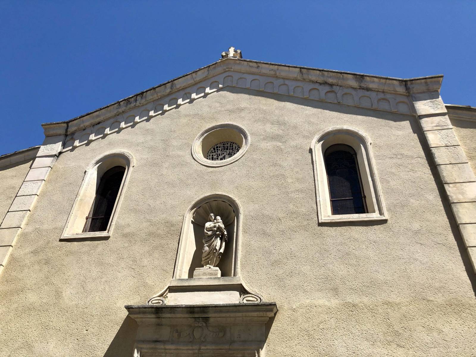 L'église Saint Vincent à Nyons