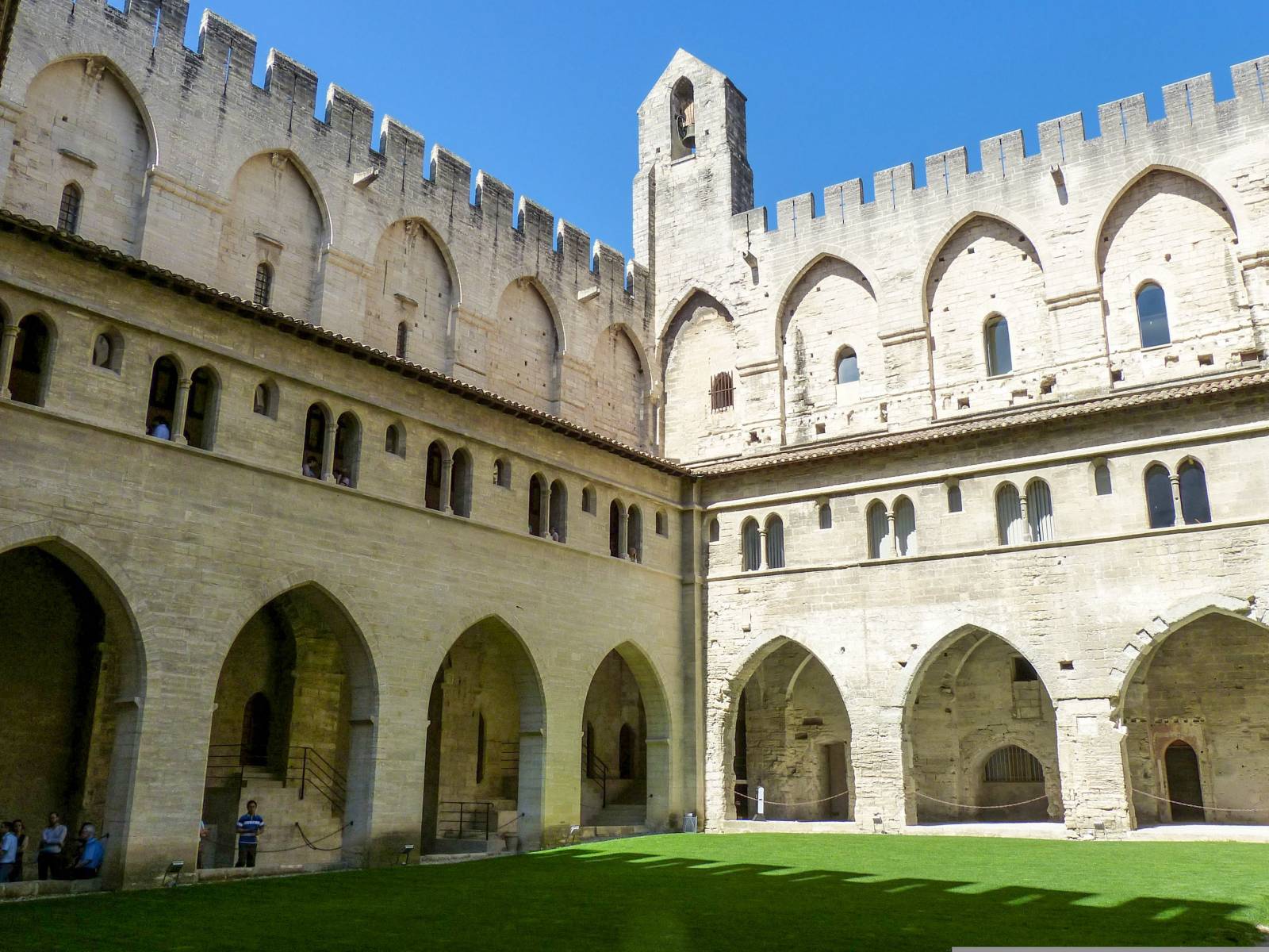 Les jardins du Palais des Papes à Avignon