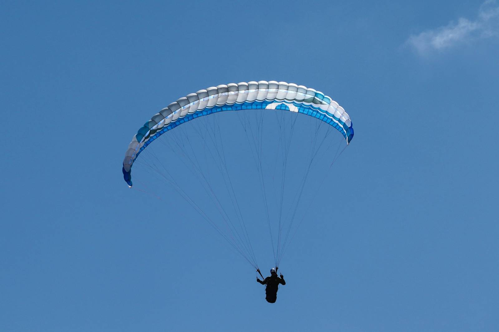 Une voile de Parapente à Marsanne