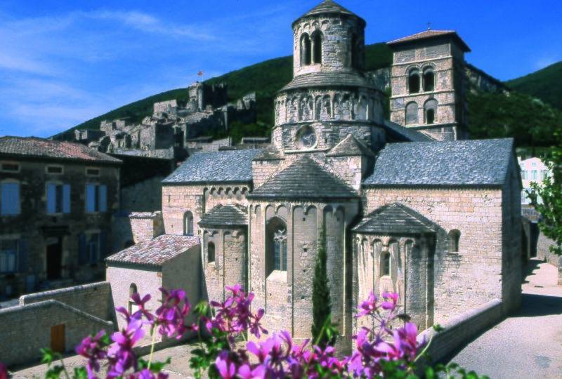 ABBATIALE SAINTE MARIE à Cruas